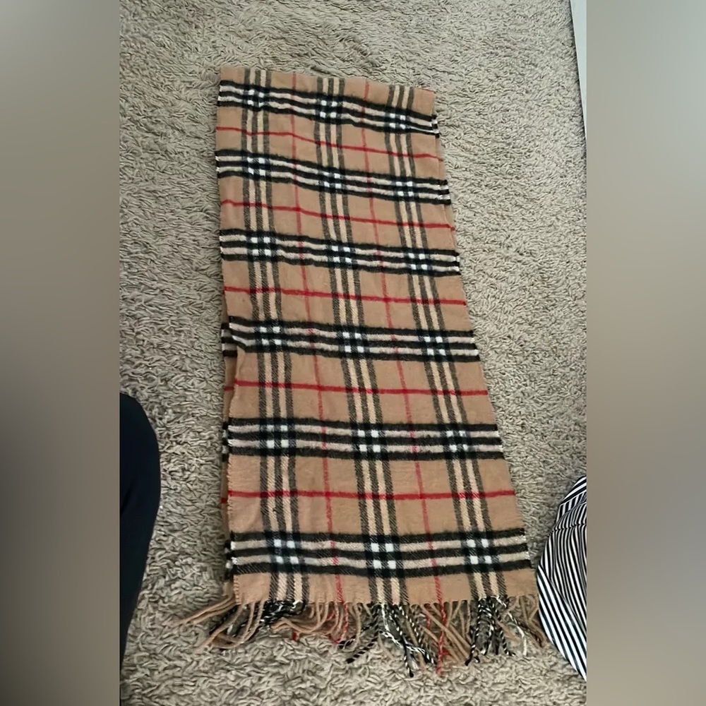 Burberry scarf